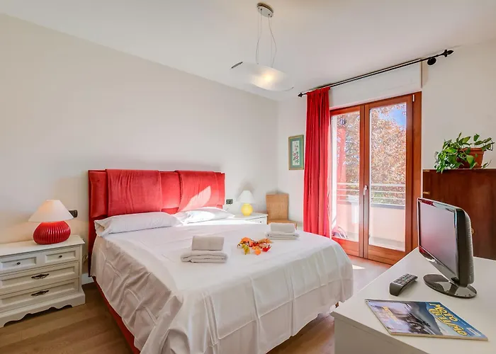 Residenza Chiara - Happy Laveno-Mombello