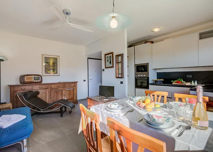 Residenza Chiara - Happy Laveno-Mombello